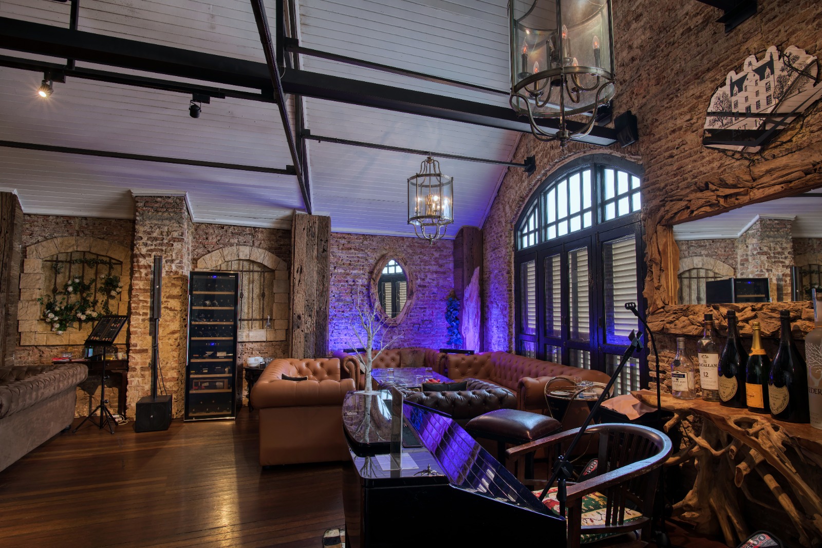 Chateau club interior